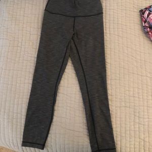 Size 6 25” wonder under crops!